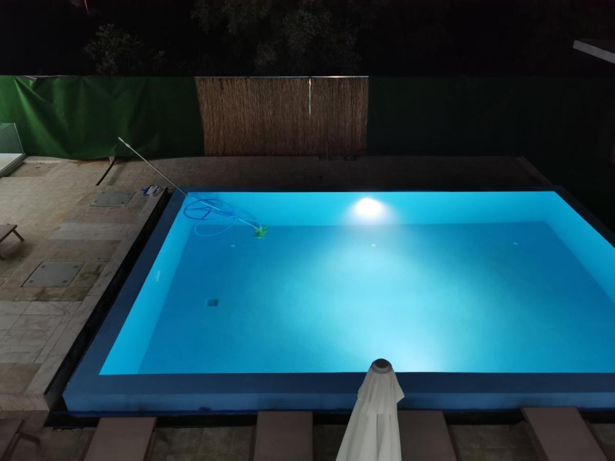 Hotel Capital Lux Nydri (Lefkada) Buitenkant foto